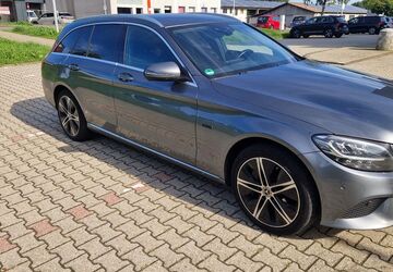 Mercedes-Benz C 300 176.000 km 15.950 &euro; Grefrath 47929