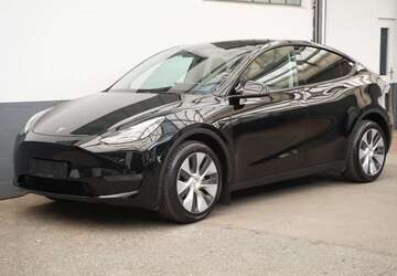 Tesla Model Y 47.060 km 37.550 &euro; Mönchengladbach 41236