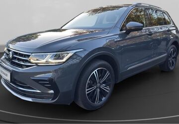 VW Tiguan 52.219 km 27.940 &euro; Mönchengladbach 41238