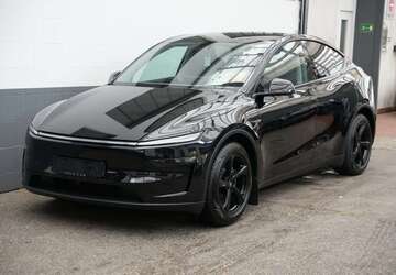 Tesla Model Y 12.393 km 48.950 &euro; Mönchengladbach 41236