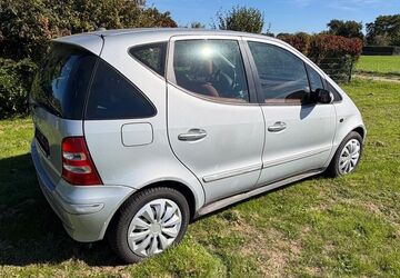 Mercedes-Benz A 160 120.000 km 2.699 &euro; Viersen 41751