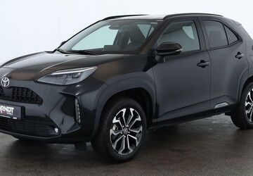 Toyota Yaris Cross 9.400 km 24.784 &euro; Düsseldorf 40233