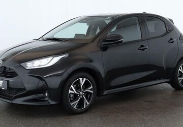 Toyota Yaris 11.300 km 21.484 &euro; Düsseldorf 40233