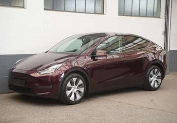 Tesla Model Y 49.998 km 40.555 &euro; Mönchengladbach 41236