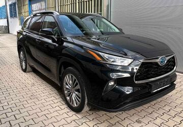 Toyota Highlander 92.188 km 38.790 &euro; Düsseldorf 40231