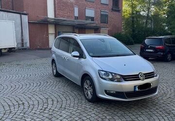VW Sharan 223.000 km 8.900 &euro; Düsseldorf 40468