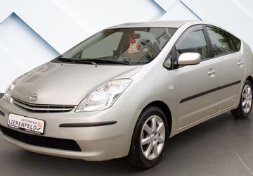 Toyota Prius 68.996 km 7.990 &euro; Düsseldorf 40231