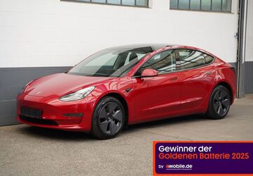 Tesla Model 3 71.253 km 27.550 &euro; Mönchengladbach 41236