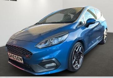 Ford Fiesta 148.671 km 11.380 &euro; Mönchengladbach 41061