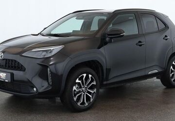 Toyota Yaris Cross 23.400 km 23.384 &euro; Neuss 41460