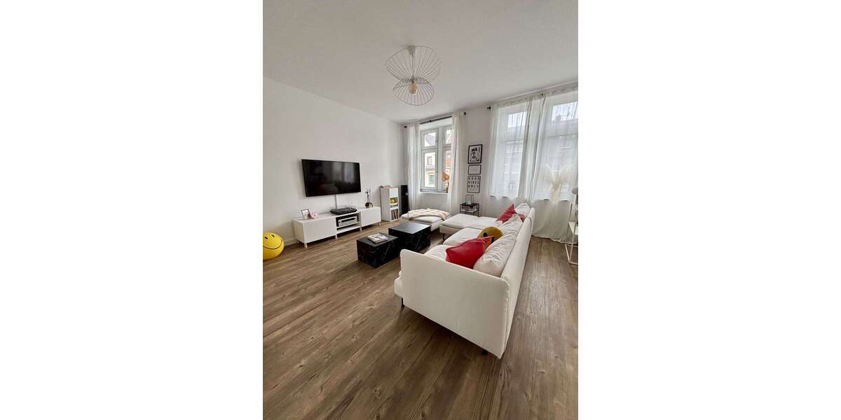 Etagenwohnung Neuss - 4 Zimmer, 100 m&sup2;, 1.150&euro; | Angebot:27412668