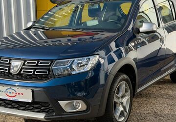 Dacia Sandero 32.000 km 9.700 &euro; Krefeld 47799