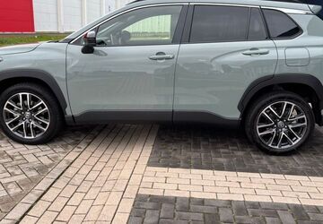 Toyota Corolla Cross 11.000 km 25.500 &euro; Kaldenkirchen 41334